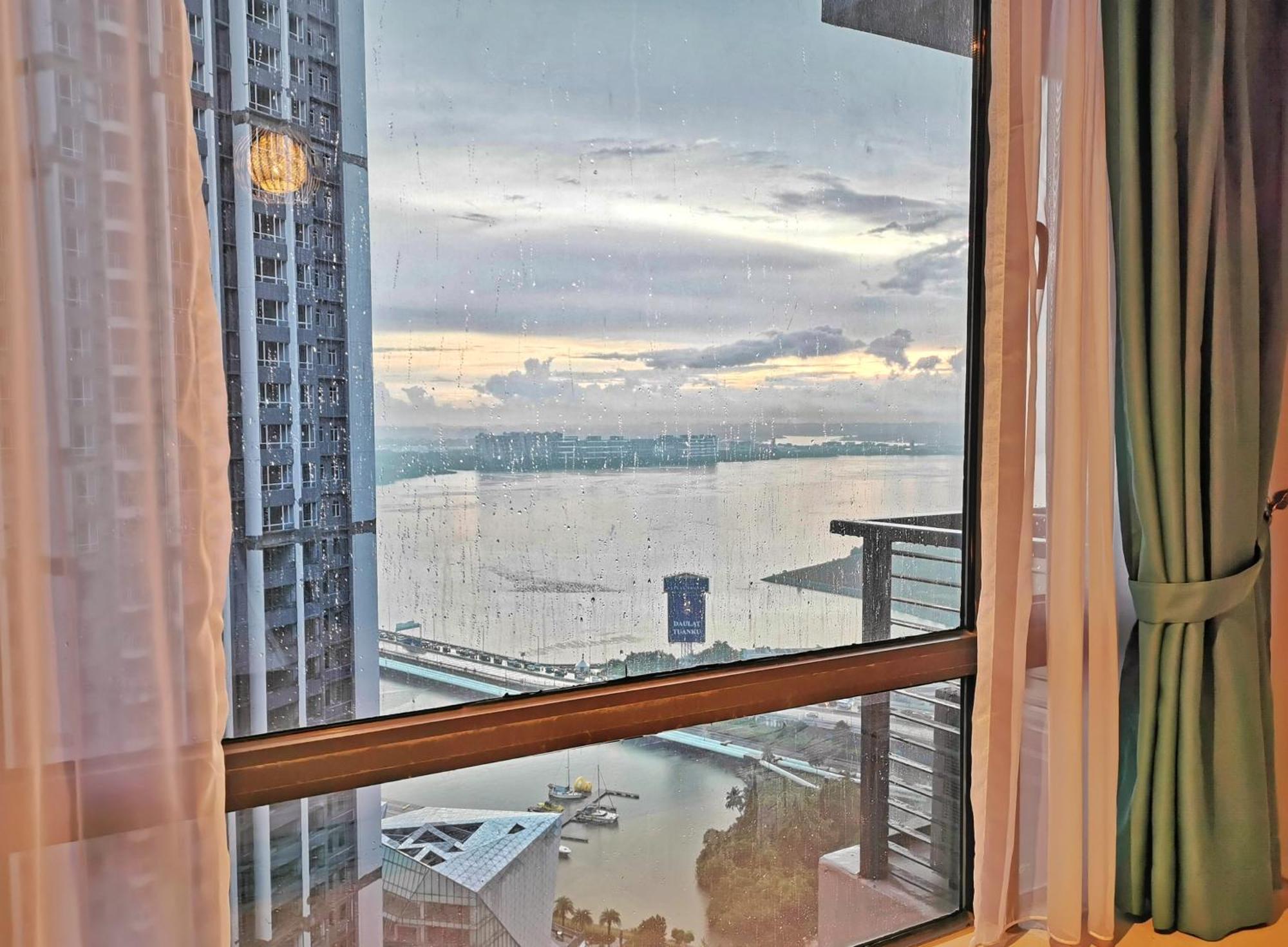 Yussy Homestay At R&F Princess Cove Johor Bahru Extérieur photo